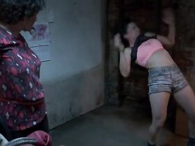 Илана Глейзер секси – Брод Сити s02e04 (2014) #4