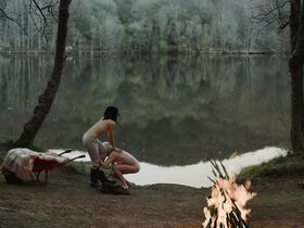 Барбара Ленни голая, Суси Санчес голая – Болезнь в воскресенье (2018) #4