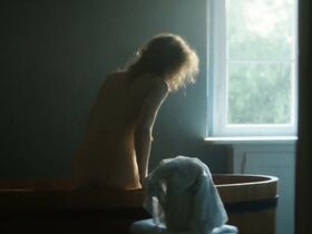 Каролина Грушка голая – Мария Кюри (2016) #10