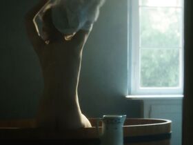 Каролина Грушка голая – Мария Кюри (2016) #8