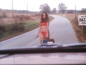 Кэтрин Бах секси – Придурки из Хаззарда s01e01 (1979) #2