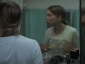 Анаис Демустье голая – Прекрасная заноза (2010) #3