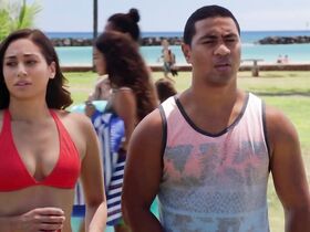 Миган Рат секси – Гавайи 5.0 s10e01 (2019) #1