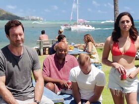 Миган Рат секси – Гавайи 5.0 s10e01 (2019) #2