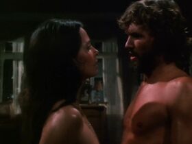 Сара Майлз голая – Моряк, который потерял милость моря (1976) #14