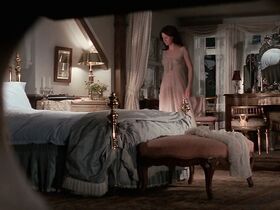 Сара Майлз голая – Моряк, который потерял милость моря (1976) #5