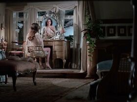 Сара Майлз голая – Моряк, который потерял милость моря (1976) #6