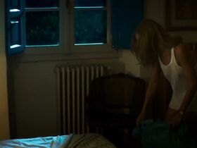 Федерика Флавони голая, Николетта Романофф голая, Микаэла Рамаццотти секси – Лучшие годы (2020) #25