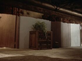 Анаис де Мело голая – Зло, творимое людьми (1984) #7