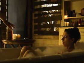 Рэйчел Скарстен секси, Анна Силк секси – Зов крови s03e12 (2013) #6