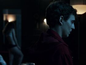 Мария Педраса секси – Бумажный дом s01e02 (2017) #5