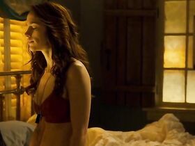 Мелани Скрофано секси – Вайнона Эрп s01e09 (2016) #7