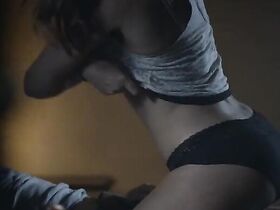 Стефани Беннетт секси – Лепрекон: Начало (2014) #3