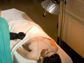 Саманта Сержант голая – Рэтчед s01e01-02 (2020) #3