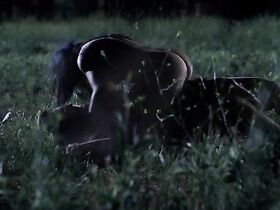 Янина Гаванкар голая – Настоящая кровь s05e09 (2012) #3