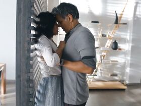 Саяни Гупта секси – Ещё четыре шота, пожалуйста! s02 (2020) #3