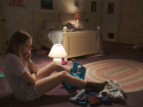 Майя Эрскин голая, Анна Конкл голая – 4лен s02e01, e02, e06 (2020) #15