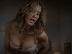 Фелисити Хаффман секси – Отчаянные домохозяйки s07e17 (2011)