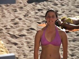 Кэтлин Куинлэн секси – Спасатель (1976)