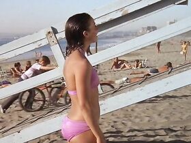 Кэтлин Куинлэн секси – Спасатель (1976) #5