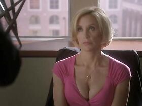 Фелисити Хаффман секси – Отчаянные домохозяйки s06e04 (2009)
