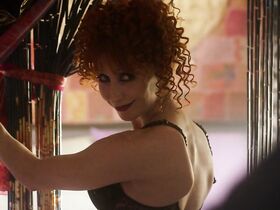 Бонни Морган секси – Хэп и Леонард s02e05 (2017) #2