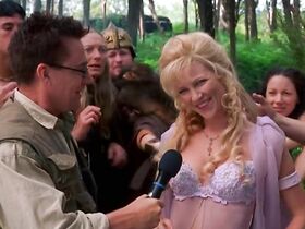 Александра Тайдингс секси – Зена – королева воинов s06e13 (2000) #1