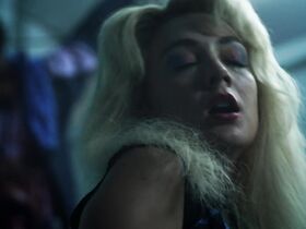 Билли Лурд секси – Американская история ужасов s09e04 (2019)