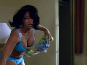 Тамала Джонс секси – Дрянные промоутеры (2009) #6