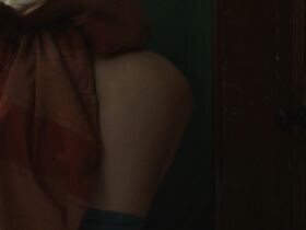 Джессика Браун-Финдли секси, Кирсти Дж. Кёртис секси – Куртизанки s03e08 (2019) #9