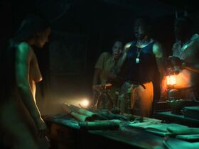 Вунми Мосаку секси, Моник Канделария голая – Страна Лавкрафта s01e04 (2020) #9