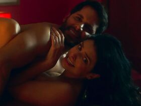 Айслинн Дербес секси, София Сисньега голая – Дом цветов s01e11 (2019)