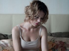 Кристина Исайкина секси, Анна Старшенбаум секси – Волшебник s01e05 (2019) #11