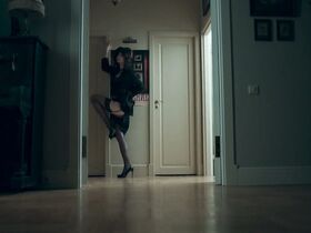 Кристина Исайкина секси, Анна Старшенбаум секси – Волшебник s01e05 (2019) #3