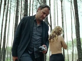 Райли Кио голая – Дьявол всегда здесь (2020) #6