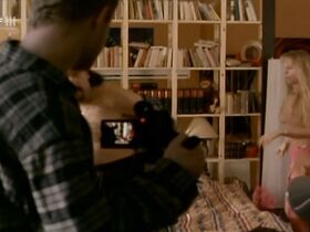 Росвита Мейер голая, Эвелин Вейгл голая – Безбилетник (1997) #3