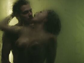 Ариадна Хиль голая, Тереса Руис голая – Здесь, на Земле s01e04-06 (2018)