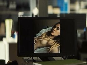 Таня Сантана голая, Кимберли Телл голая, Кандела Пенья голая – Скелеты Железного острова s01e03 (2019) #4