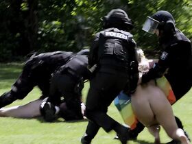 Мари-Жозе Кроз голая, Джулия Андо голая – Признание (2016) #11