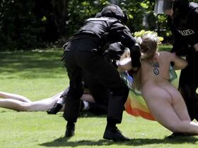 Мари-Жозе Кроз голая, Джулия Андо голая – Признание (2016) #12