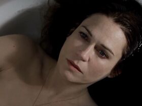 Мари-Жозе Кроз голая, Джулия Андо голая – Признание (2016) #15