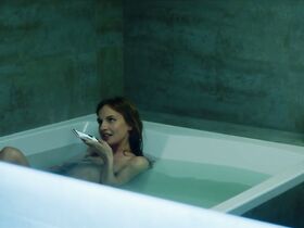 Маруся Фомина голая – 257 причин, чтобы жить s01e10 (2020) #3