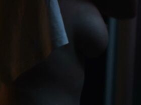 Виктория Агалакова голая, Наталья Земцова секси – Эпидемия. Вонгозеро (2019)