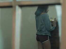 Джейми Галлахер голая, Мэдисон Русс секси – Месть на Хеллоуин (2019) #3