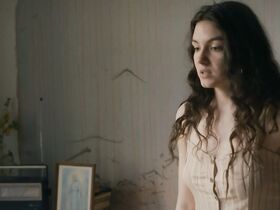 Виктория Крушчыньска секси, Кая Залевска секси – Веселье, веселье (2019) #4