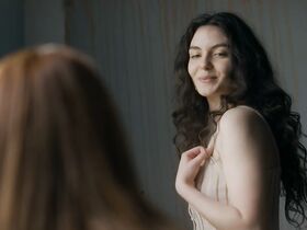 Виктория Крушчыньска секси, Кая Залевска секси – Веселье, веселье (2019) #5