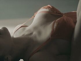 Рехина Павон голая – Тёмное желание s01e10-14 (2020) #23