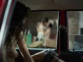 Есика Гликман голая, Тамара Айелен Ариас голая – Апач: Жизнь Карлоса Тевеса s01e04 (2019) #3