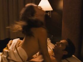 Катя Херберс голая, Мари Винк голая, Хильде Ван Мигхем голая – Амстердам (2009) #5