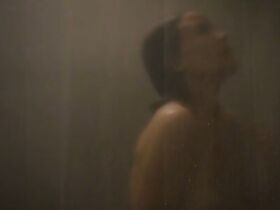 Скотти Томпсон голая – Сломленный призрак (2017) #5